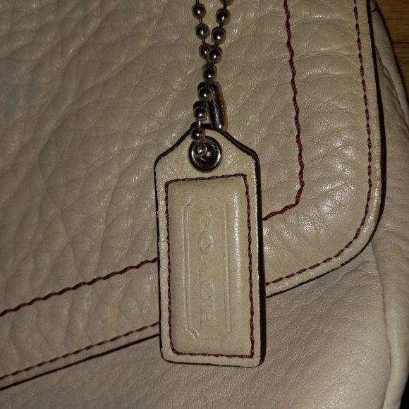 COACH SHOULDER BAG - Picture 4 of 9